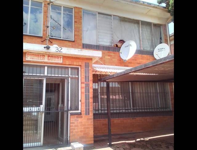 4 BEDROOM APARTMENT FOR SALE IN LA ROCHELLE